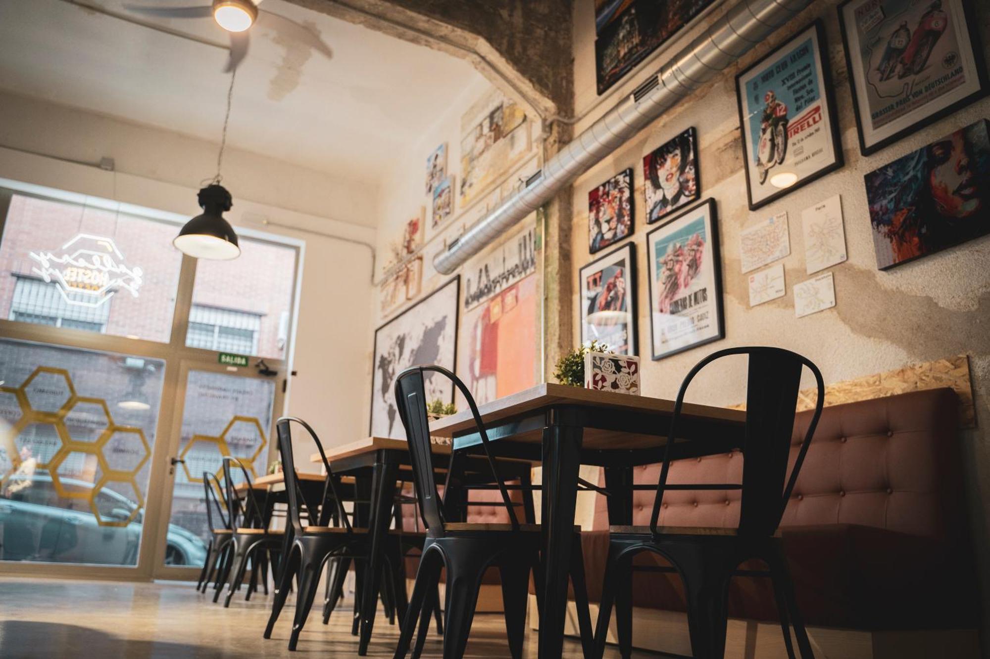 Gallery Hostel Madrid Residencia エクステリア 写真