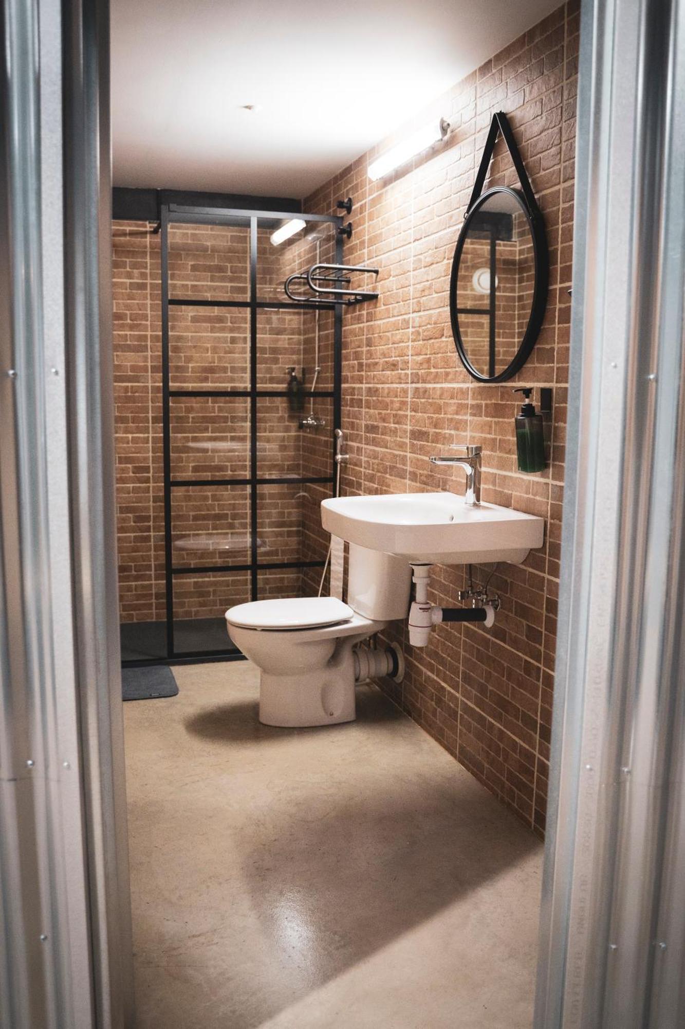 Gallery Hostel Madrid Residencia エクステリア 写真