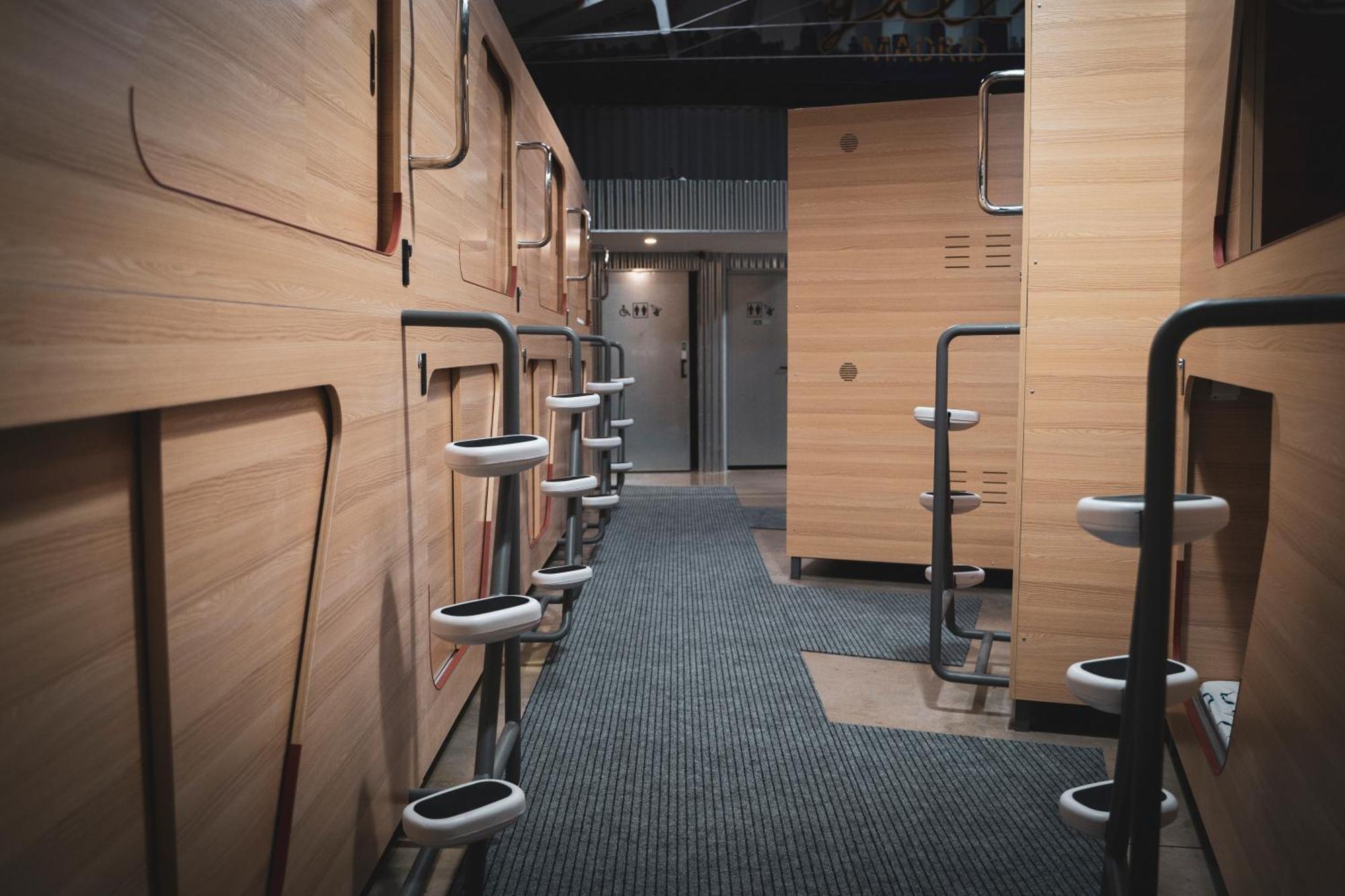 Gallery Hostel Madrid Residencia エクステリア 写真